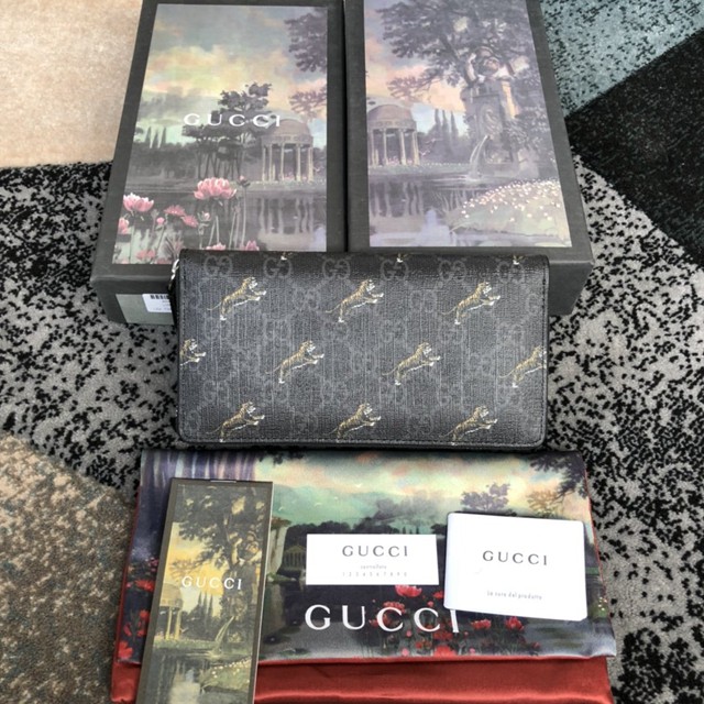 Gucci經典款錢夾錢包 575135 古馳最新款男士拉鏈長夾 黑PVC印老虎 G家老虎圖案拉鏈包  gqy3740